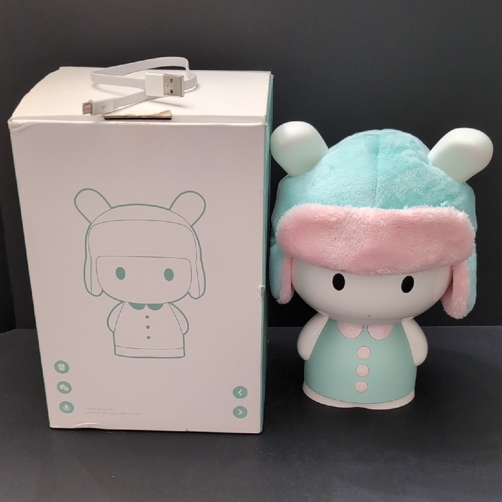 NWOT Mitu Smart Bunny Children's Story Robot and Song Player, Chinese.